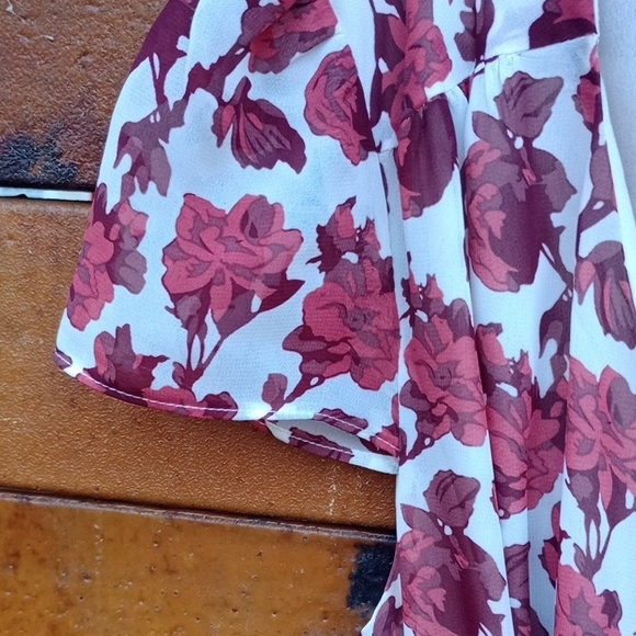 Betsey Johnson White and Red Floral High Low Dress - Picture 16 of 16